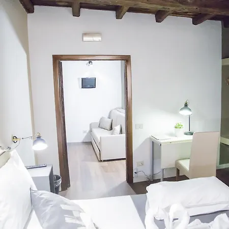 Do-do Navona Guest house