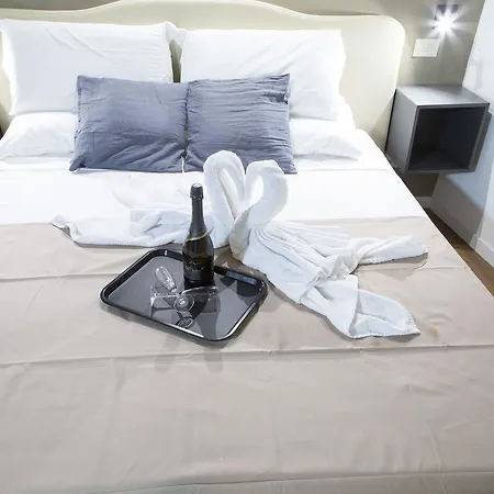 Do-do Navona Pensionat 3*