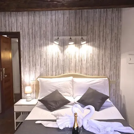 Guest house Do-do Navona 3*